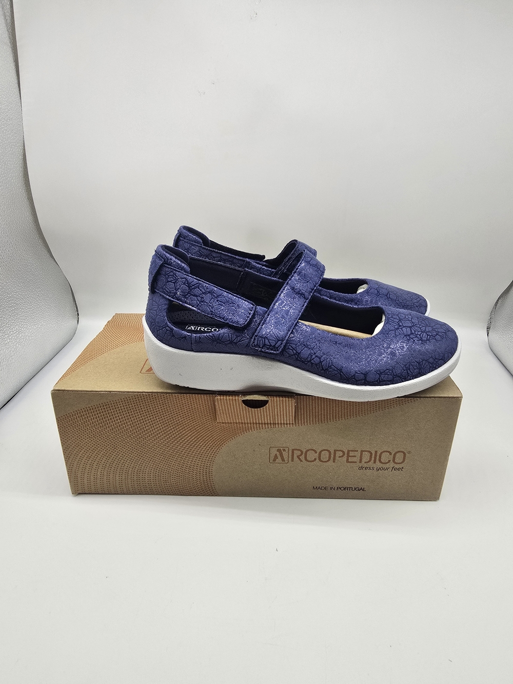 A'rcopedico Loafers - Picture 3 of 7